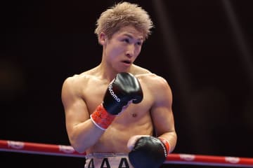 「コイツ追い出して」井上尚弥が舞台裏で見せた“イライラ” 謎の男がバンテージに執拗抗議