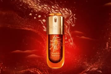 クラランスの午年限定デザイン登場♡進化系美容液「ダブルセーラムADC」