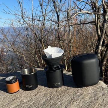 どこでも本格コーヒー体験を「DIONYSOS携帯コーヒーセット」2025年12月登場　【驚きのコンパクト収納】