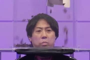 ヤジマリー。、大量のコオロギ投入に絶叫！シューシューするも霜降り・せいや「それ虫除けちゃうんよ（笑）」