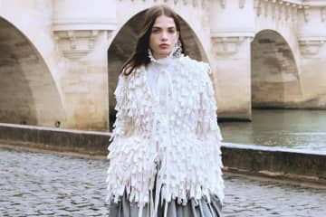 ディオール 2026年秋ウィメンズコレクション、メゾンの言語を“日常の感覚”から再解釈