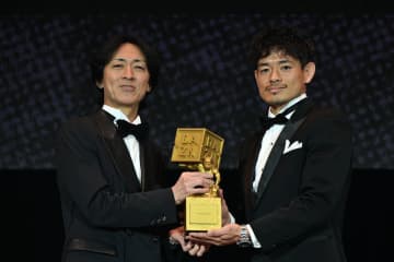 「必ず病に打ち勝つと信じている」　今季で引退の長崎DF飯尾、闘病中の名倉への支援の輪に感謝「たくさんの方が復帰と病気の治癒を願って」