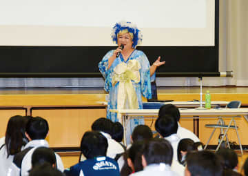 性的マイノリティーを公表…タレントの俄然風太さん講演　埼玉・熊谷　母校で初めて後輩に語る「自分らしく生きて」