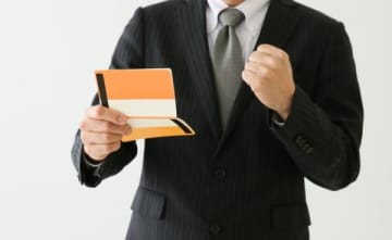 「冬ボーナス200万」30代前半で年収900万に到達した男性　使い道は「冬用タイヤや車検」