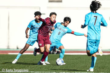 山梨学院がPK戦の末に選手権初戦を制す！　京都橘は優勢も均衡破れず…神戸内定の伊藤湊太が無念のPK失敗