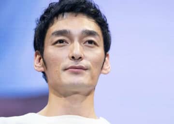 草なぎ剛、新幹線で声をかけてくれたファンへの後悔「本当に僕のファンで…」