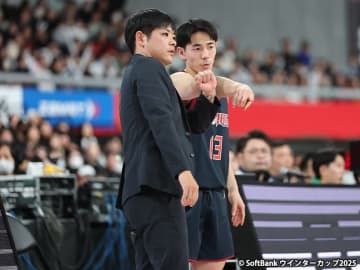 福大大濠・片峯コーチ「本当に自慢の3年生」“荒療治”経てウインターカップ連覇達成