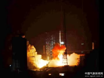 中国が「長征3号B」打ち上げ　静止気象衛星「風雲4号03星」を軌道投入