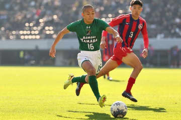 青森山田の元気印・杉山大起がゴールで示した３年間の成長ぶり。中学時代のチームメイト新川志音が来場の１回戦、“RIP ACE”対決も実現【選手権】