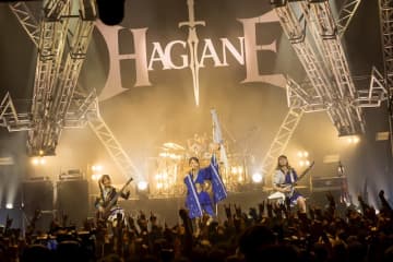 【ライブレポート】HAGANE、2025年の集大成「来年もこの4人で突っ走っていく！」
