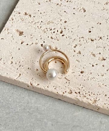 「耳に穴あけたくない」派へ！【3COINS新作】大人のおしゃれに♡「イヤーカフ」