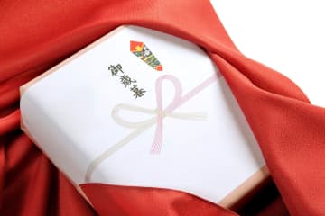 「こんなものを送るなんてどうかしてるわ!」お歳暮のビールとカニにブチギレの義母…その「理不尽すぎる理由」とは