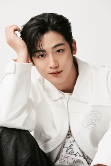 次世代“ラブコメ職人”として熱視線！『第4次恋愛革命』主演キム・ヨハンの公式インタビュー