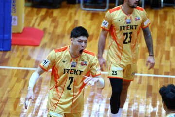 イオンモール岡崎でSTINGS愛知の髙橋健太郎による館内放送がスタート