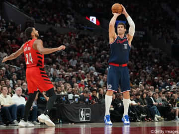 クリッパーズのブルック・ロペスが9本の3ポイント成功…37歳以上の選手ではNBA史上3人目