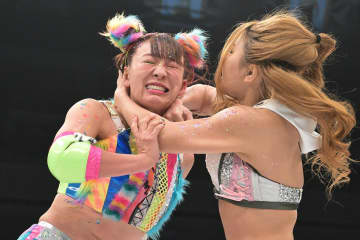 【スターダム】フワちゃんが再デビュー戦で葉月に完敗も場内大声援　「もっと高みを目指して頑張ります」