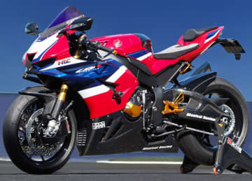ホンダCBR1000RR-R/ SP 2024対応開始　マジカルレーシング新作ボディパール登場