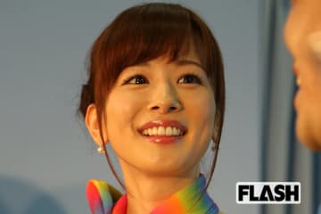 皆藤愛子41歳　16年ぶりの写真集、胸元チラリの自然体が大好評…市場を席巻するアラフォー、アラフィフ需要とは