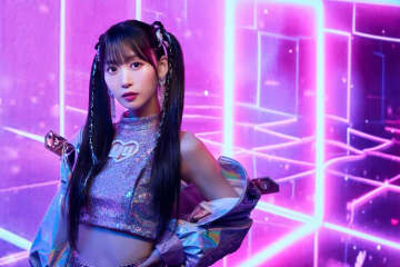 「再現性がやば過ぎ」声優・芹澤優、『前橋ウィッチーズ』ライブでの衣装姿に「栄子そのもの」と絶賛集まる