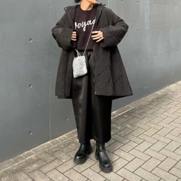 画像でわかる！ 冬の黒トップスコーデ21選｜おしゃれな大人女性の画像まとめ