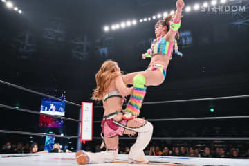 【スターダム】フワちゃん再デビュー戦でシャイニング・ウィザードを披露し躍動も”師匠”葉月に完敗！
