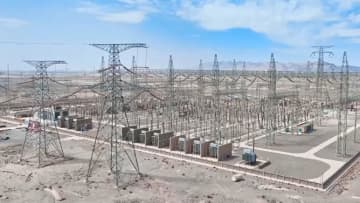 超高圧環状送電網の運用開始　中国新疆ウイグル自治区