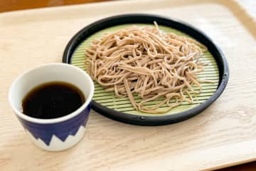 大泉洋がやっている「そばの食べ方」が目からウロコ　めんつゆと“コレ”を混ぜる