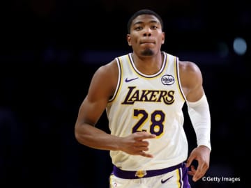 レイカーズは八村塁をベンチに下げるべき？…元オールスター選手によるコメントに注目