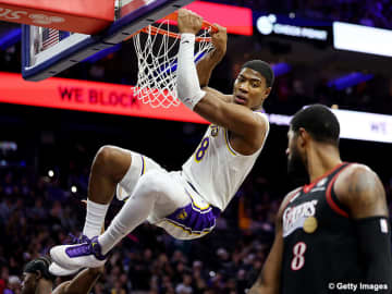 レイカーズ・八村塁のベンチ起用提案…元オールスターが大胆発言「見てみたい動きがひとつある」