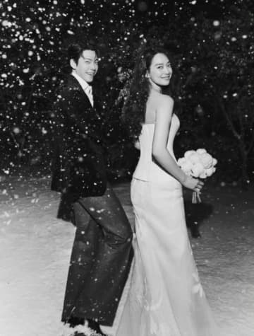 “新婚”キム・ウビン＆シン・ミナ、明かされた“ウェディング写真撮影秘話”とは？