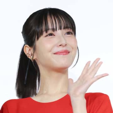 浜辺美波 永瀬廉との“お泊りデート”報道追い風にCM契約アップ【2025年あの事件・騒動の今】