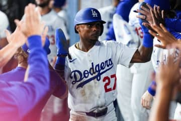 ド軍、元盗塁王をトレード放出　球団発表…18歳右腕を獲得、40人枠を空け大物獲得か