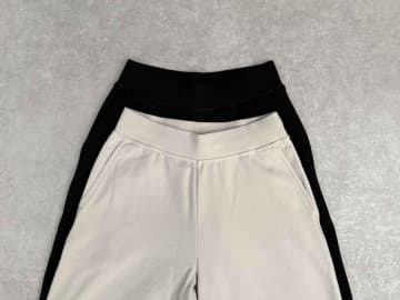 「良かったから追加買い！」【ユニクロ】“裏起毛”が嬉しい「名品あったかパンツ」