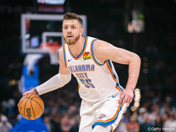 サンダーの先発センター、アイザイア・ハーテンシュタインが左ふくらはぎ負傷で離脱へ