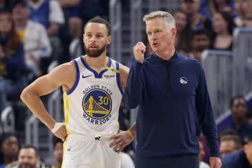 「みんなが３ポイントを多く打つようになったが、誰も近づけていない」カーHCが語るカリーの“異次元シーズン”＜DUNKSHOOT＞