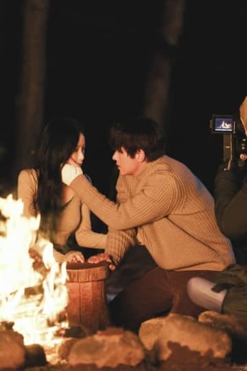 チ・チャンウク＆Heize、キス寸前カットも！？MVで恋人に…札幌で撮影した映画のような映像に期待