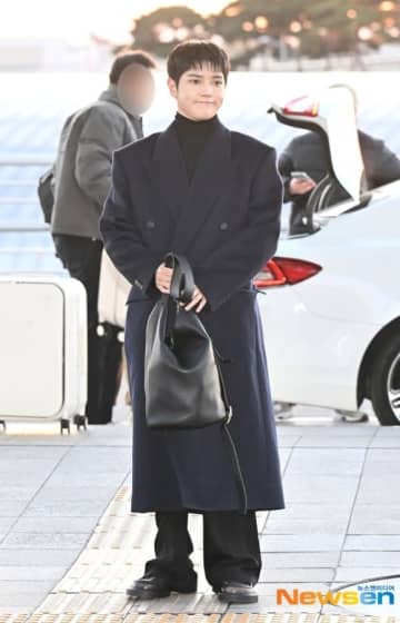 【PHOTO】NCT テヨン、海外スケジュールのためタイへ出国