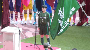 選手宣誓から一夜で無念の敗退。専大北上・𠮷池の「分岐点」【高校サッカー】