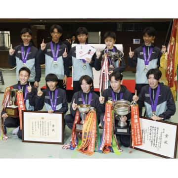 高校生が広告塔になるまでの複雑な駅伝史 実に見事な“本歌取り”には不安がはらむ