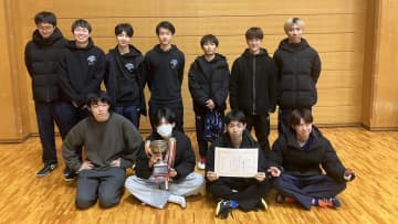 京都大学が男子団体3連覇　個人戦では大阪大・山崎慶太が単複2冠＜2025年関西国公立大学卓球大会・男子＞