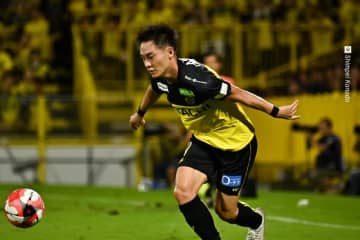 名古屋、MF小屋松知哉が10年ぶりに帰還！…柏では優勝争いに貢献「覚悟をもって帰ってきました」