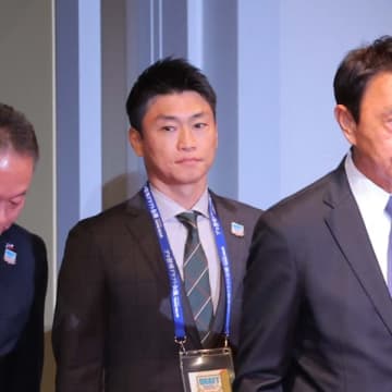 ヤクルト青木宣親GMは大先輩にも遠慮なし “メジャー流”で池山新監督の組閣要望を突っぱねた【2025年スポーツ界 書けなかった話】