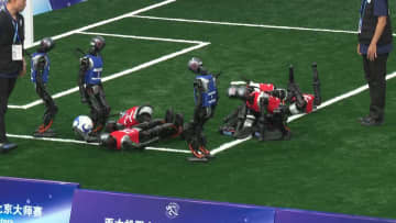 “人型ロボット”で世界を目指す中国の野望 「日本が笑っていられるのも今だけ」との声も