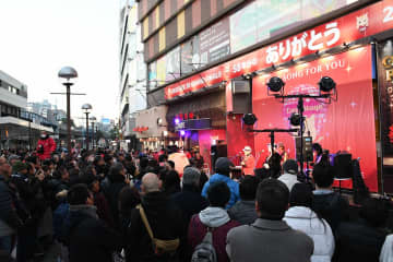 横浜・関内駅前の商業施設「セルテ」が閉館　58年の歴史に幕　「青春の場所」との別れ、千人以上が集う