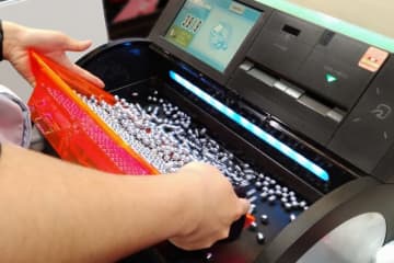 年末年始のパチンコ「出ない」は嘘なのか　元旦に「北斗」全台高設定の伝説も