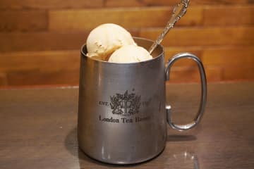 「大阪行ったら絶対食べる」と話題、名店のミルクティーが1店舗限定でフロートに