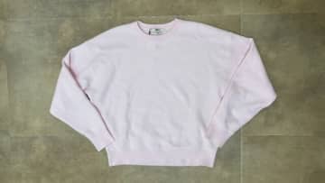 「ニットのチクチクが苦手…」ならユニクロ一択！レイヤードが可愛い♡万能トップス着用レビュー