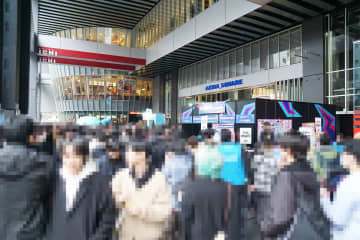 VRCHATのイベント「VketReal 2025 Winter」が大盛況、「桃太郎電鉄」の店頭イベント実施、レーシングミクのグッズ販売イベント開催など～ 最近の秋葉原 イベント/ポップストア編～