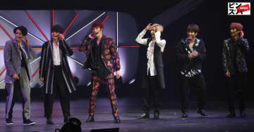 SixTONES、紅白「全部同じ仕事」出場の背景　MC番組終了“NHKとの距離感”も…《もっと大きくなるために》