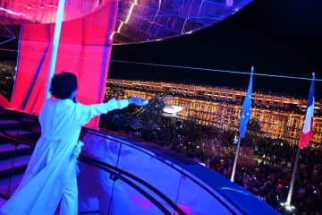 『大阪・関西万博』思い出の一曲…閉幕の夜に響いたフランス館『愛の賛歌』あの歌声は？